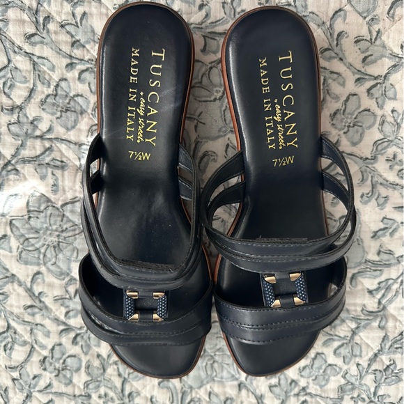 Tuscany and Easy Street navy sandals NWOB Stickers on bottom show no wear. - Picture 1 of 5